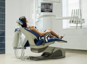Oral Cancer Screening in Chicago: What Happens During a Routine Screening?